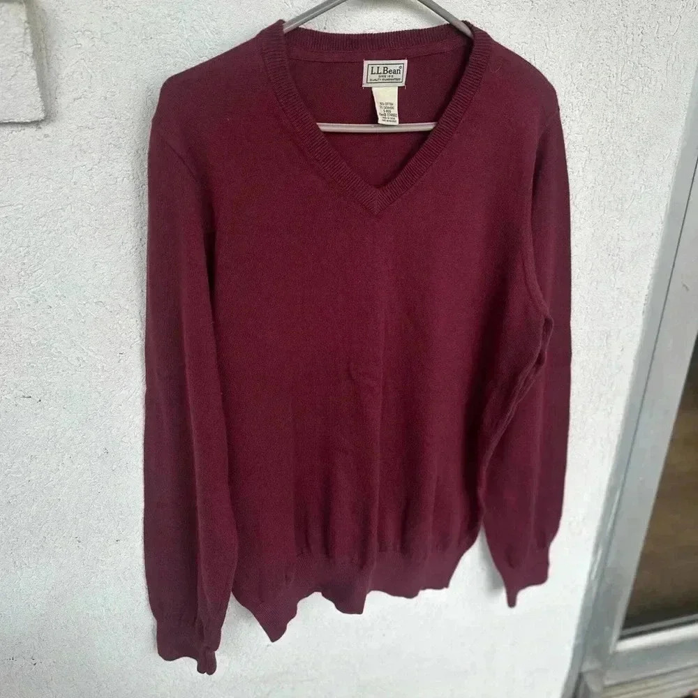 L.L. Bean cotton cashmere v neck sweater. Size Small. Wine/burgundy L.L.Bean - Picture 4 of 5